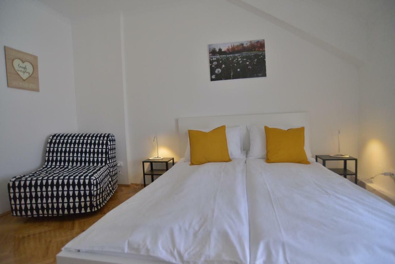 Apartman Lena Dakovo Luaran gambar